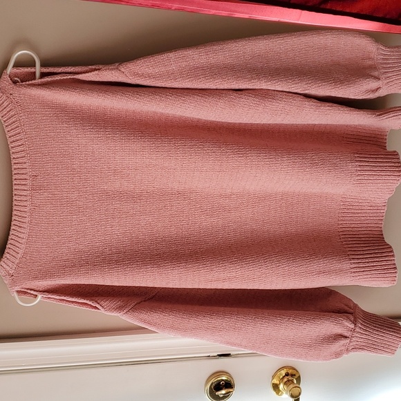 Simply Southern cold shoulder sweater - Picture 4 of 4